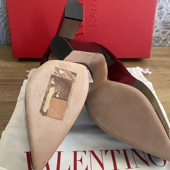 Valentino Rockstud Tan-go Black Patent Leather Ankle Strap Platform Heel Pump 41 - Picture 10 of 12